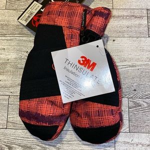 NWT!! Girl's Turbine Mittens Sugar Plum $40